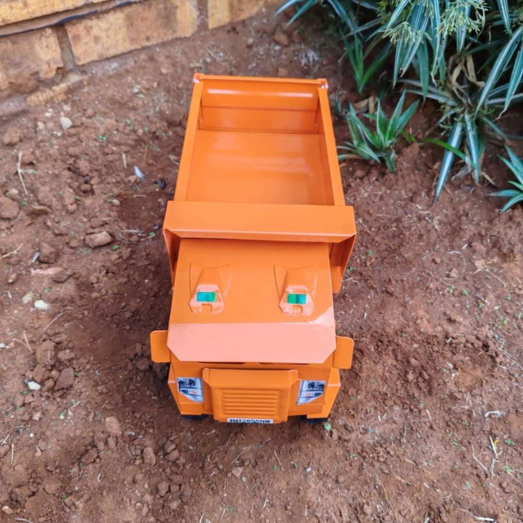 Tipper Truck 1/16 (Orange) - Tough Metal Toys