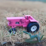 Daisy Tractor 1/16 (Pink) - Tough Metal Toys